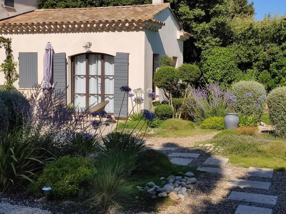 La Mathilde Bed & Breakfast Villeneuve-les-Avignon Exterior photo